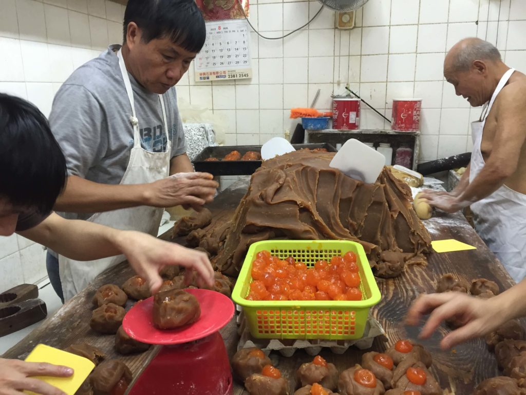 moon cake making